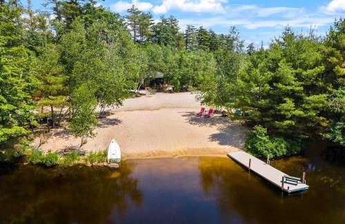 East Wakefield House | NEW Beautiful Lakefront Home! 500ft of Waterfront!