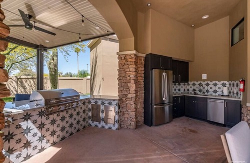 Paradise Valley Village House | NEW Best Location in Scottsdale Walk to Everything