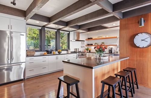 Campanil House | *NEW!* Breathtaking Ocean Views Stun at Modern Multi-Level Home with Spa