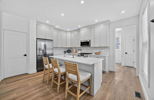 Northeast South Bend House | NEW BUILD 4 bed 3 bath. View of Notre Dame.