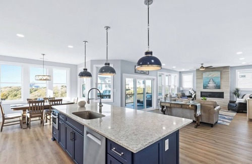 Sneads Ferry House | NEW BUILD-Luxury beach home w/ocean views 5 bdrm,npool, elevator, steps to beach