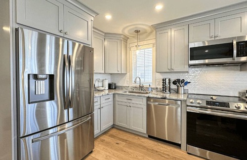 Laconia House | New build~Sunset View~Patio~Dock~Bring Your Boat!