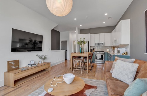 Hillsboro Village Condo | NEW Charming Home in the Heart of Nashville
