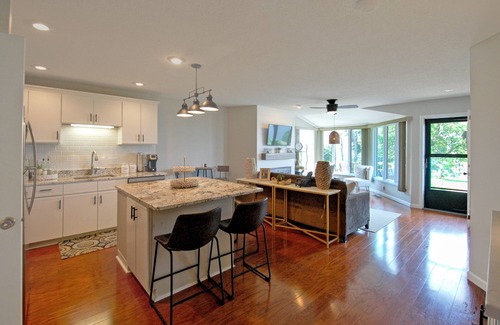 Dewittville Condo | New! Chautauqua Lake Front Condo