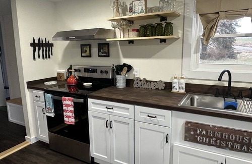 Richfield Springs House | *NEW*Christmas in Cooperstown-2 KINGS! EV Charger