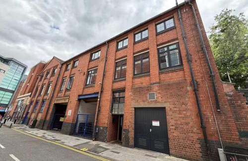 Leicester City Centre Apartment | New City Centre 2 Bed Apartment Free Onsite Parking