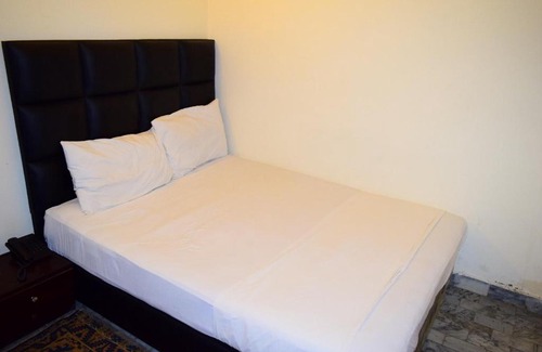 Clifton House | New Clifton Guest House