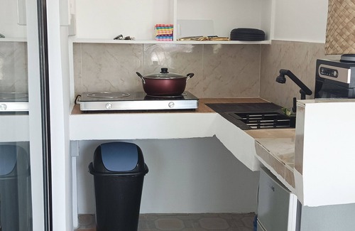 General Luna Apartment | New cosy apartment with WiFi, AC in delightful General Luna