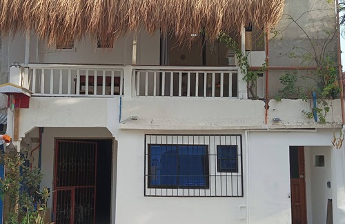 General Luna Apartment | New cosy apartment with WiFi, AC in delightful General Luna