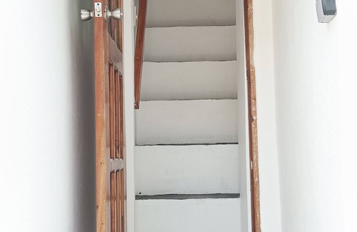 General Luna Apartment | New cosy apartment with WiFi, AC in delightful General Luna