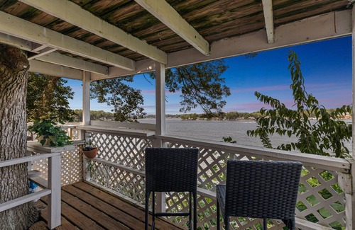 Monticello Apartment | NEW! Dave's Last Resort Lakeside - Long Stay Discount - Comfy Cabin 5