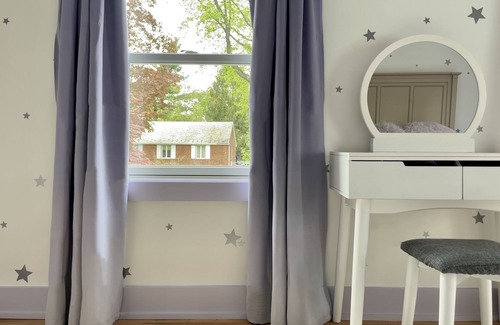 Port Washington House | New designer house 30 min from NYC Manhattan