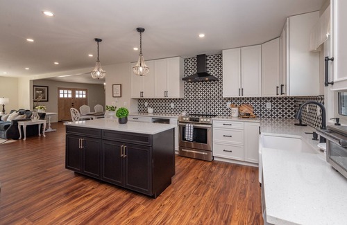 Accident House | New! El Sueno: Lake Area, Wood Fireplace!