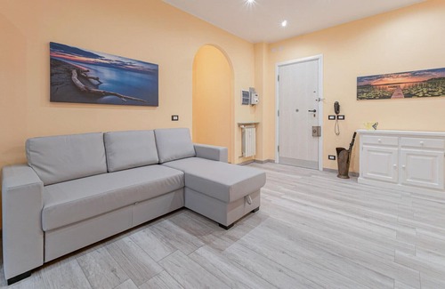 Sturla Apartment | NEW! Elegant Apt 700m from Genova Sturla!