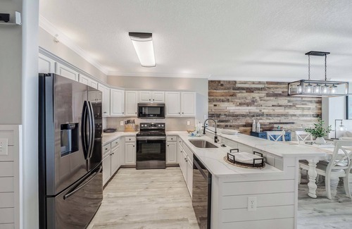 West Panama City Beach Condo | NEW Emerald Isle 2107 "Manta Ray Villa" Pool, FREE Tix & Beach Service for 4!