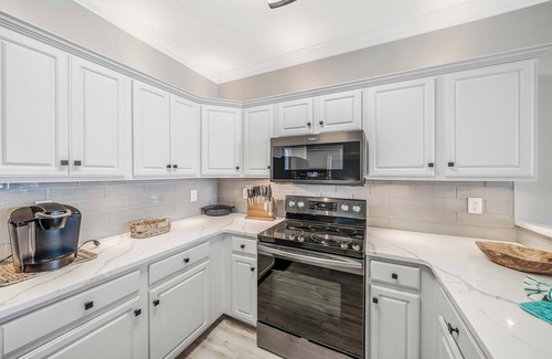 West Panama City Beach Condo | NEW Emerald Isle 2107 "Manta Ray Villa" Pool, FREE Tix & Beach Service for 4!