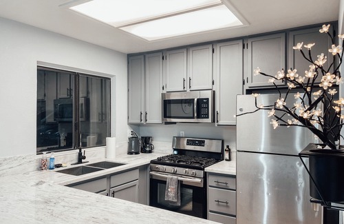 North Highlands House | NEW Entire beautiful 2 bedroom house