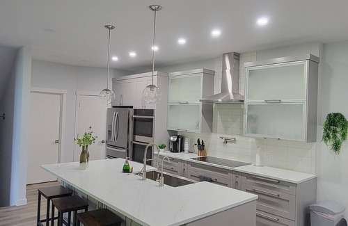 Sudden Valley House | New family sized home in a quite neighborhood w/hot tub 5 minutes from the beach