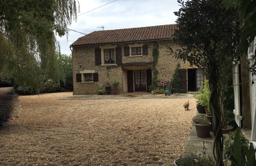 Ju-Belloc Cottage | New gite in quiet spot within easy reach of amenities. + local attractions