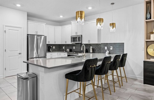 Kissimmee House | NEW Home 09 Bedrooms/Pool/Game Room