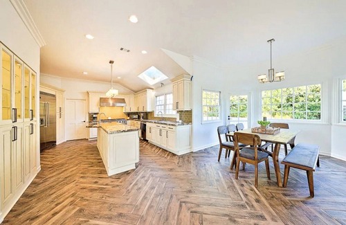 Country Club House | NEW HOME La Jolla Lifestyle Villa with Pool & Spa