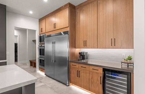 Virgin House | New home! Zion's Edge, Kolob Canyon, Private Pool, Hot Tub, Views!