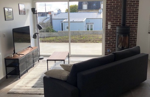 Saint-Marc House | New house near town center and sea