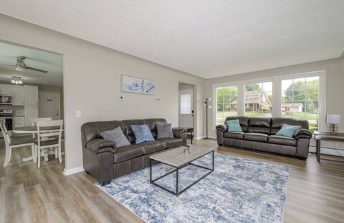 Canton House | NEW! Immaculate Home with Private Pool! Close to Pro Football Hall of Fame!