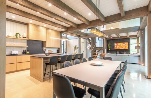 Mont-Tremblant House | NEW! Lagom Trad | 5 Bedrooms |Spa | Tremblant Living