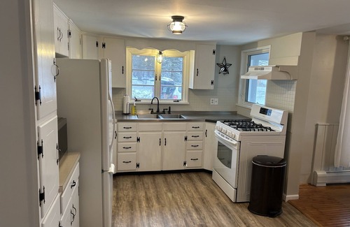 Lily Dale House | New listing! 3 Bedroom Lake House near Lily Dale