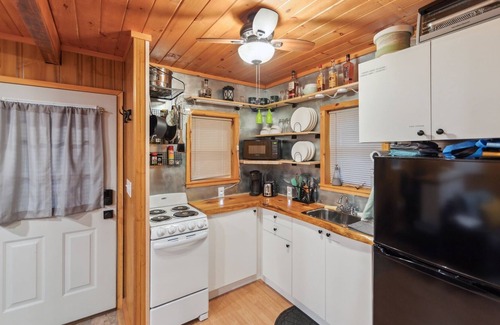 Cold Brook Cabin | NEW LISTING! Cozy Private Cabin on Snowmobile Trail by RedAwning