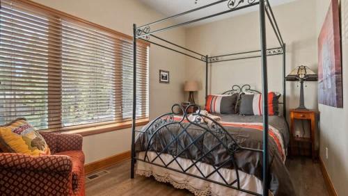 Leadville North House | New Listing - Doc's Place - Beautiful Hot Tub Views