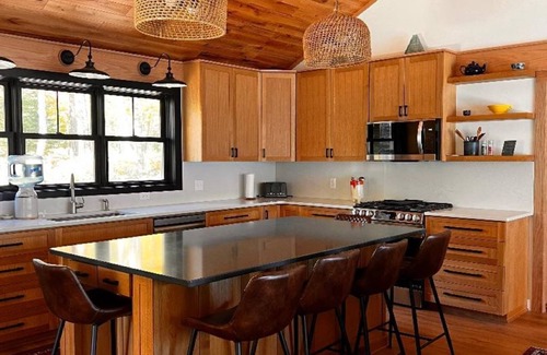 Herbster Cottage | New Listing! Ripple View is available for guest stays on Lake Superior!