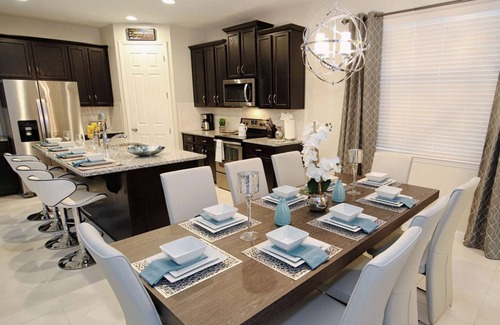 Four Corners House | New Listing! Solara Resort, 5mi to Disney & 15mi to Universal - IT4448