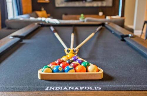 Wholesale District House | New Loft Near Convention Center