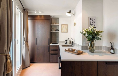 Necker Apartment | New loft with terrace & jacuzzi near Montparnasse