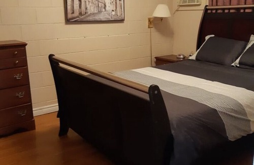 New London Apartment | New London Bay Motel - Apartments and rooms in scenic location - New London Bay Motel - Deluxe 1 bedroom Apartment #2