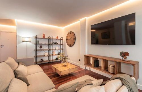 Uribarri Apartment | New! Lovely 4-Bedroom Loft in Bilbao