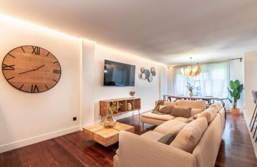 Uribarri Apartment | New! Lovely 4-Bedroom Loft in Bilbao