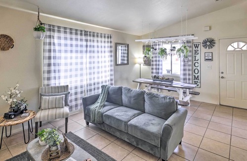 Kingman Cottage | NEW! Lovely Kingman Cottage < 7 Mi to Trailheads!