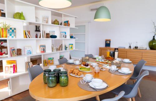 Gouvaes Villa | NEW! Lugar das Letras