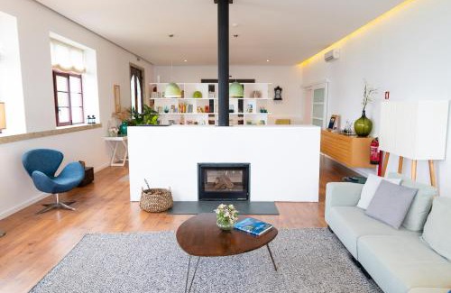 Gouvaes Villa | NEW! Lugar das Letras