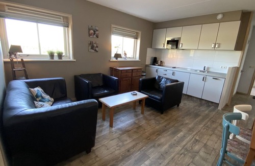 Serooskerke House | New! Luxurious four person holiday home in Serooskerke near Veerle in a quiet area.