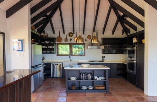 Little Trunk Bay Villa | New Luxury 5 Bedroom Villa All En-Suite *Breakfast Included*