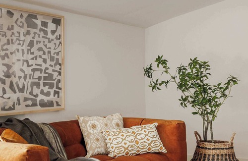 East MLK House | New Luxury Austin Retreat | Sauna and Hot Tub