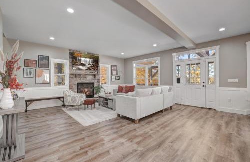 Lake Harmony Estates Villa | New Luxury Lakeview Haven with Lake Access, HotTub, Game Room, Sleeps 26