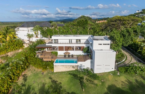 Las Terrenas Villa | " New " Luxury villa with sea view and coconut trees in Las Terrenas