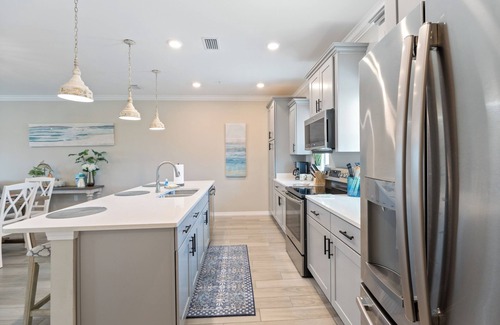 Ono Island House | New Management! The Beautiful Moments Townhouse Is A Lost Key Must See!