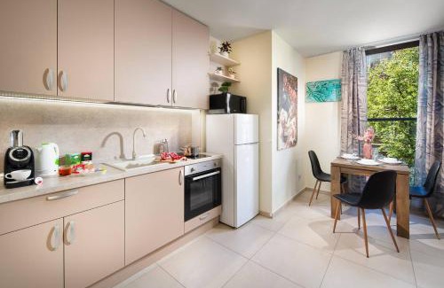 Oborishte Apartment | New, Modern And Convenient