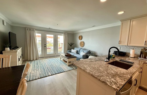 North Topsail Beach Condo | New Mom's Turtle Nest 2bd/2 bath in Villa Capriani